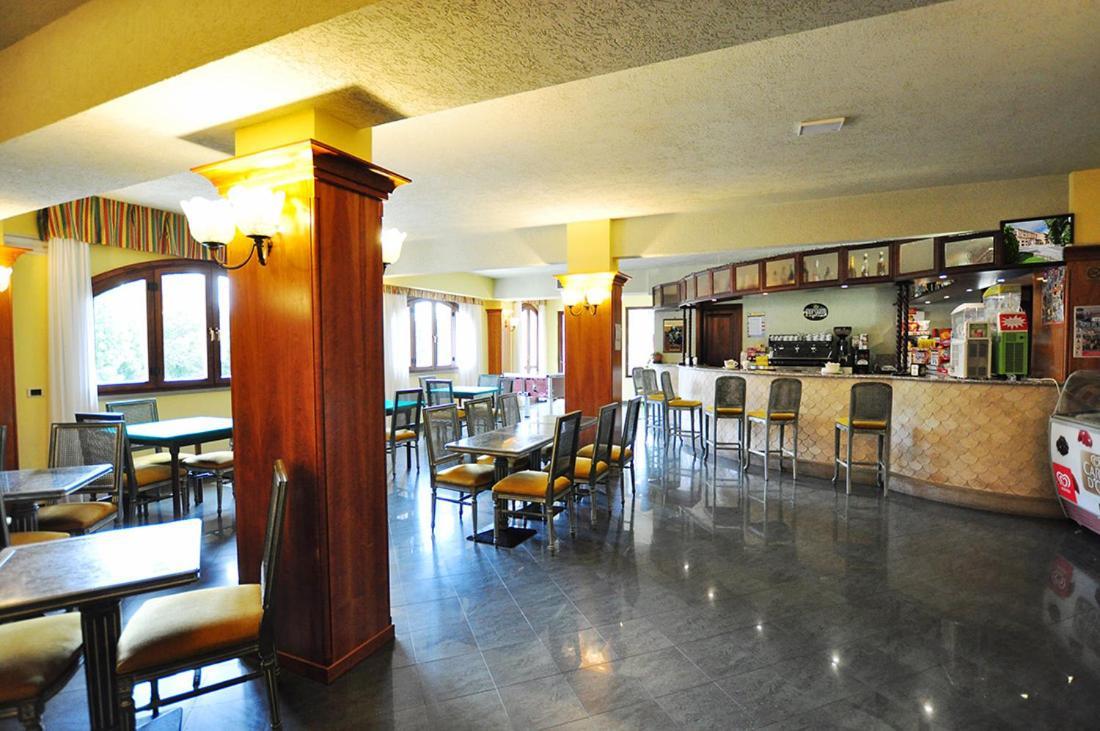 Leo Hotel ليونيسا المظهر الخارجي الصورة